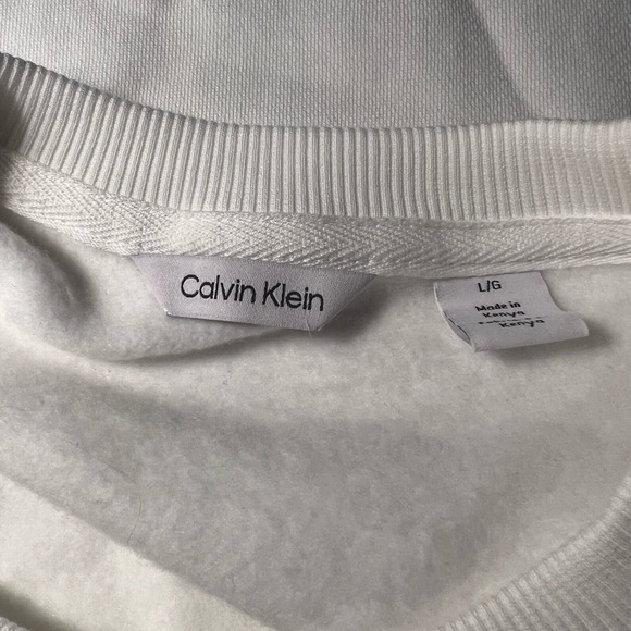Calvin Klein crewneck. Size large. Great condition - Picture 2 of 3